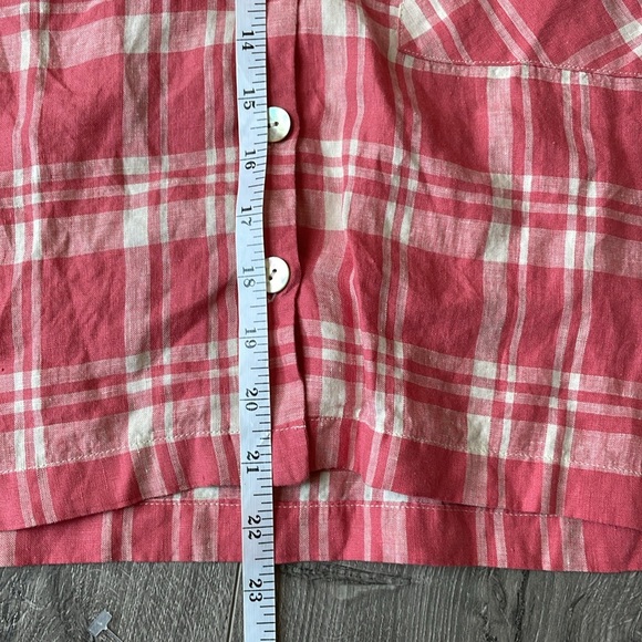 Wilfred Free from Aritzia Pink & white Plaid Camp Shirt. - Picture 6 of 6